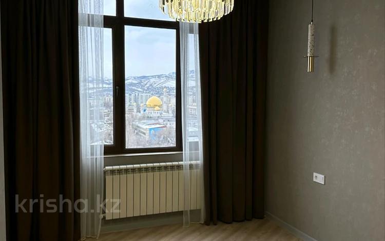 3-комнатная квартира, 75 м², 6/9 этаж, Макатаева за 57 млн 〒 в Алматы, Алмалинский р-н — фото 2
