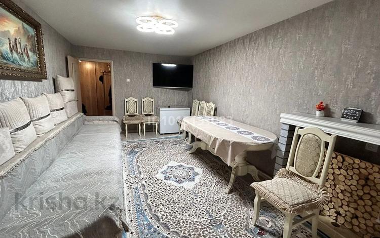 2-бөлмелі пәтер · 50.3 м² · 5/5 қабат, 18-шағынаудан, бағасы: 12.5 млн ₸ в Караганде, Алихана Бокейханова р-н — фото 2