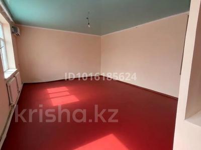 Жеке үй · 7 бөлме · 140 м² · 4 жүзд., Жанадилова 12/3, бағасы: 15 млн ₸ в 
