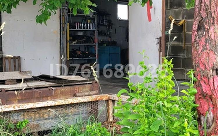 Отдельный дом · 7 комнат · 170 м² · 14 сот., Рыскулова 10 — Угловой дом за 37 млн ₸ в Зайсане — фото 2