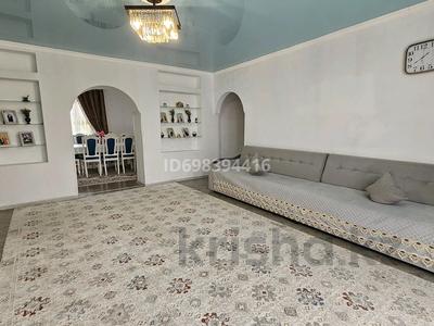 Отдельный дом · 4 комнаты · 155 м² · 15 сот., Камал Шукенов 92 — КазТрансГаз .дың көшесінің бойынды за 27 млн 〒 в 