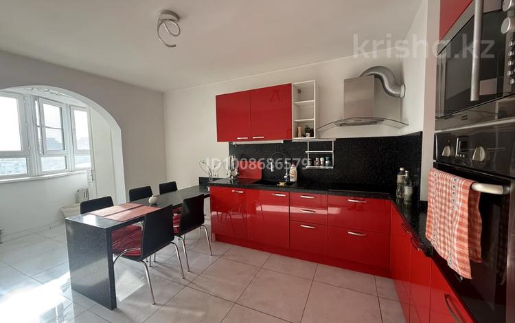 3-бөлмелі пәтер · 89 м² · 8/9 қабат, мкр Аккент, бағасы: 400 000 〒 в Алматы, Алатауский р-н — фото 2