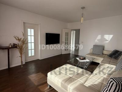 3-комнатная квартира · 89 м² · 8/9 этаж, мкр Аккент за 400 000 ₸ в Алматы, Алатауский р-н