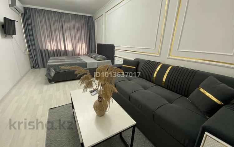 1-комнатная квартира · 52 м² · 5/5 этаж, Баймуханова за 2 000 ₸ в Атырау, мкр Привокзальный-5 — фото 2