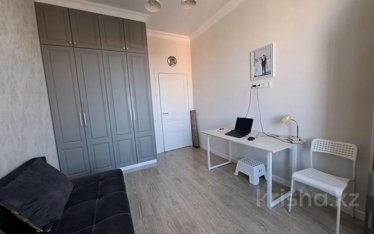 3-комнатная квартира · 70 м² · 10/10 этаж, Айтматова — Мухамедханова за 46 млн ₸ в Астане, Нура р-н — фото 2