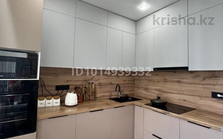 2-комнатная квартира · 70 м² · 7/10 этаж, Базовая 2/3 за 43 млн ₸ в Усть-Каменогорске — фото 2