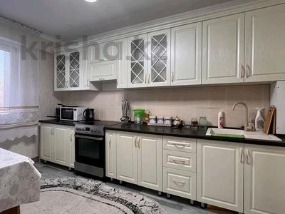 Продажа квартир в Восточно-Казахстанской обл.: 3-комнатная квартира · 83 м² · 8/9 этаж, Аль-Фараби 40 за 29.5 млн 〒 3-комнатная квартира · 83 м² · 8/9 этаж, Аль-Фараби 40 за 29.5 млн 〒 в Усть-Каменогорске