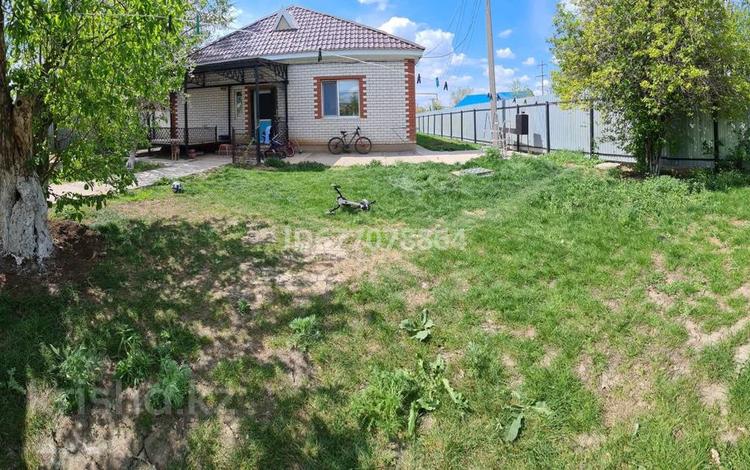 Жеке үй · 5 бөлме · 176 м² · 9 жүзд., Уральск-2 Дружба д.к 64 — ул. Шолохова, бағасы: 38 млн ₸ — фото 7