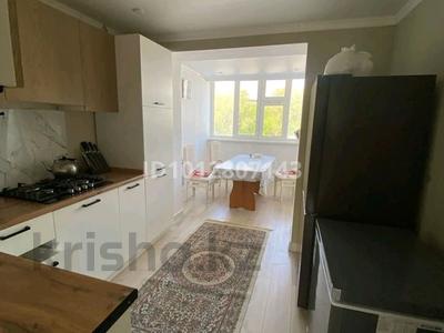 3-бөлмелі пәтер · 75 м² · 2/5 қабат, Аззатык 71, бағасы: 300 000 ₸ в Атырау