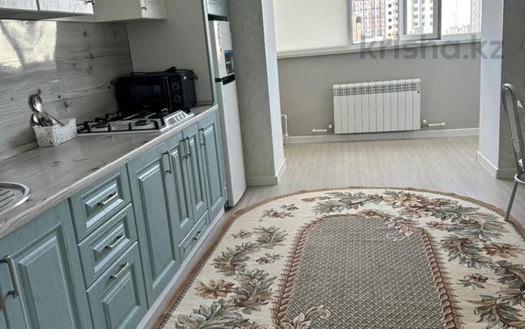 1-комнатная квартира · 48 м² · 5/5 этаж, мкр. Алтын орда 18/1-1 — Рядом школа Билим за 150 000 〒 в Актобе — фото 2