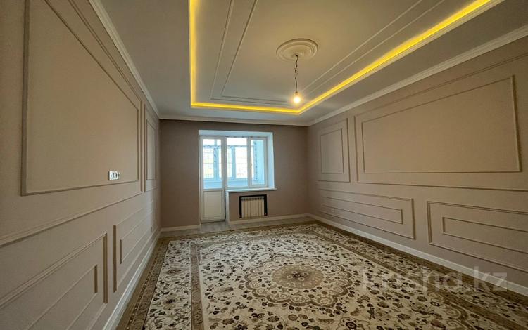 2-комнатная квартира, 76.2 м², 5/8 этаж, Санкибай батыра за 31 млн 〒 в Актобе — фото 2
