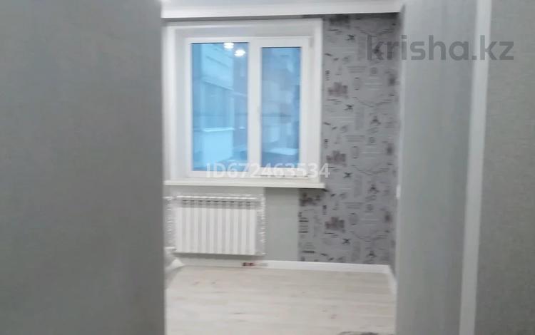 3-комнатная квартира, 67 м², 2/10 этаж, мкр Юго-Восток, 28й микрорайон 9 — Шахтёров за 30 млн 〒 в Караганде, Казыбек би р-н — фото 2