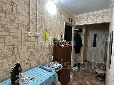 2-комнатная квартира, 52 м², 3 этаж, Валиханова 74 за 14 млн 〒 в Кентау
