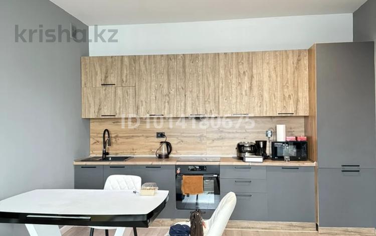2-комнатная квартира · 65 м², Аль-фараби 9г5 за 650 000 ₸ в Алматы, Медеуский р-н — фото 2