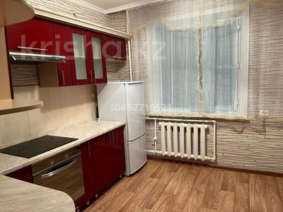 2-комнатная квартира, 54 м², 2/7 этаж, Майкудук, Мкр Голубые пруды за 24.5 млн 〒 в Караганде, Алихана Бокейханова р-н