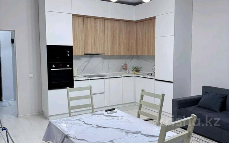 2-бөлмелі пәтер · 63.5 м² · 12/12 қабат, Мкр. Туран 2415А — Монумент Байдибек - гостиница Қайнар, бағасы: 35 млн ₸ в Шымкенте — фото 2