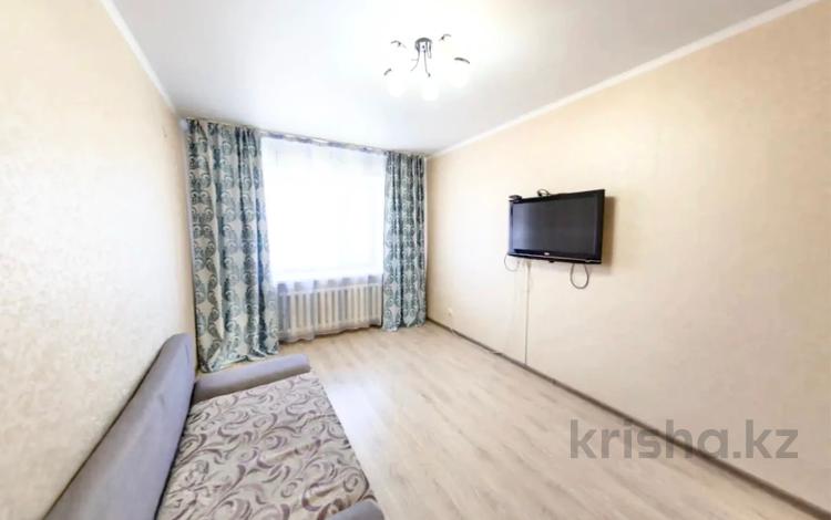 1-комнатная квартира, 40 м² помесячно, E 246, Нарикабаева 9 за 180 000 〒 в Астане, Есильский р-н — фото 2