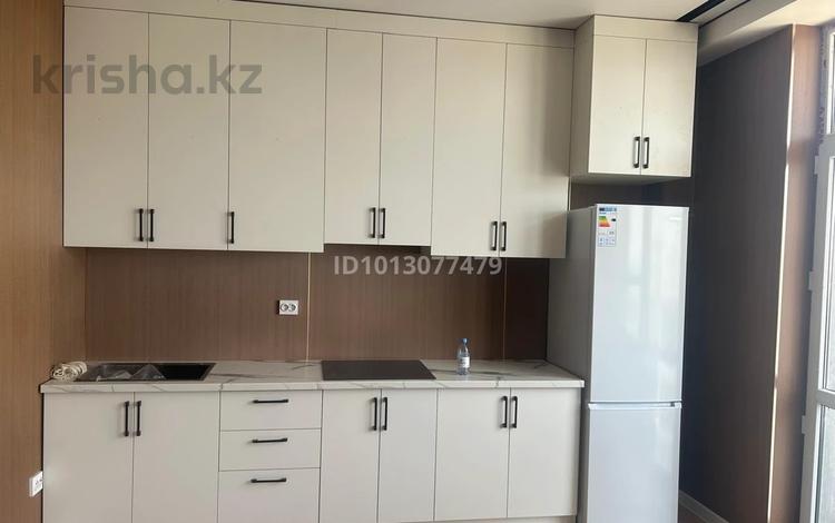 2-комнатная квартира · 53 м² · 4 этаж, мкр Коккайнар, 20-й микрорайон 47к3 за 250 000 ₸ в Алматы, Алатауский р-н — фото 4