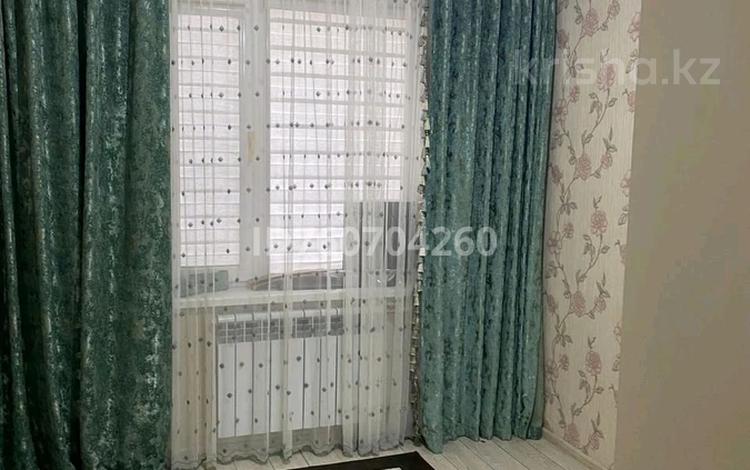 4-комнатная квартира · 100 м² · 2/5 этаж, 15-й мкр 25 — Рядом со школой 24 за 200 000 〒 в Актау — фото 2