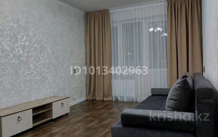2-комнатная квартира · 45 м² · 3/5 этаж, мкр Орбита-2 17 за 350 000 ₸ в Алматы, Бостандыкский р-н — фото 2
