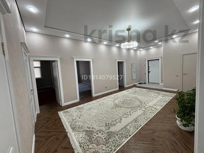 4-комнатная квартира · 164 м² · 9/10 этаж, 18А мкр 7 за 75 млн ₸ в Актау
