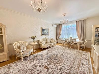 4-комнатная квартира · 165 м² · 3/4 этаж, Макпал 5 за 165 млн ₸ в Астане, Есильский р-н