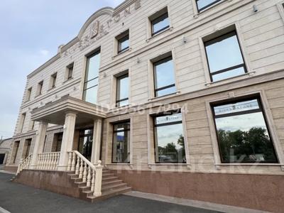 Коммерциялық жылжымайтын мүлік в Павлодарской обл.: Еркін, кеңселер, дүкендер мен бутиктер, қоғамдық тамақтану орны, сұлулық салондары, монша, қонақ үй және демалыс орындары · 1300 м², бағасы: 1.2 млрд 〒 Еркін, кеңселер, дүкендер мен бутиктер, қоғамдық тамақтану орны, сұлулық салондары, монша, қонақ үй және демалыс орындары · 1300 м², бағасы: 1.2 млрд 〒 в Павлодаре