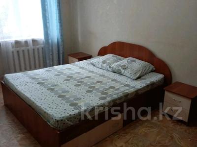 2-комнатная квартира, 52 м², 4/5 этаж помесячно, Кизатова за 150 000 〒 в Петропавловске
