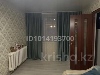 2-бөлмелі пәтер · 42 м² · 2/2 қабат, Ауэзова 61, бағасы: 17 млн ₸ в Семее