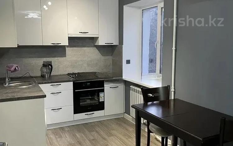 2-бөлмелі пәтер · 40 м² · 4/4 қабат, Байтурсынова, бағасы: 39 млн ₸ в Алматы, Алмалинский р-н — фото 2