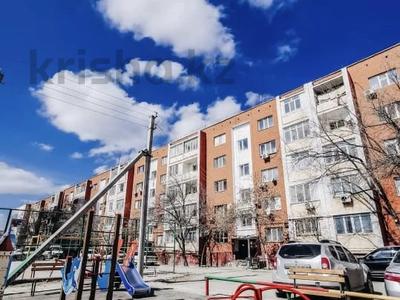 4-комнатная квартира · 110 м² · 1/5 этаж · помесячно, Сатпаева 34 за 280 000 〒 в Атырау