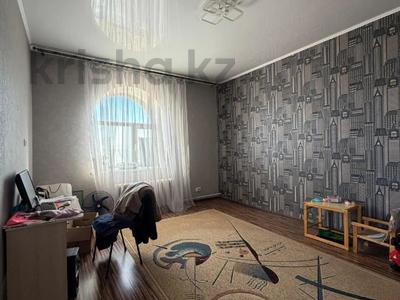 Отдельный дом · 5 комнат · 305 м² · 10 сот., Пер. Азата 65 за 45 млн 〒 в Семее