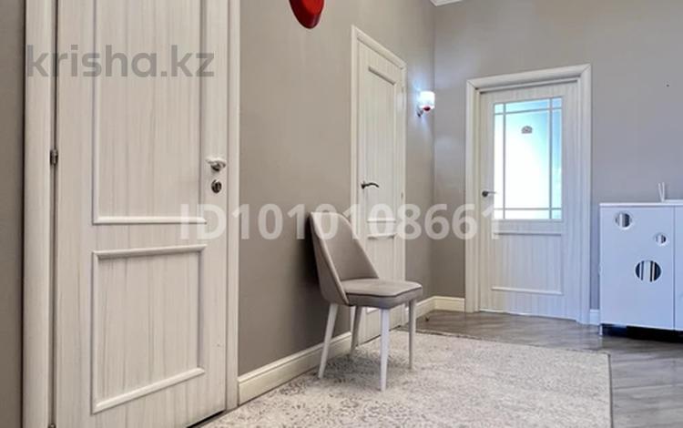 3-комнатная квартира · 111.4 м² · 4/9 этаж, Алихана Бокейхана 6 — Президентский центр, парк за 64 млн ₸ в Астане, Есильский р-н — фото 2
