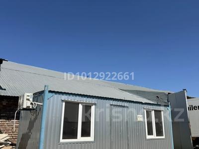 Кеңселер · 18 м², бағасы: ~ 1.2 млн ₸ в Уральске, мкр Айгуль