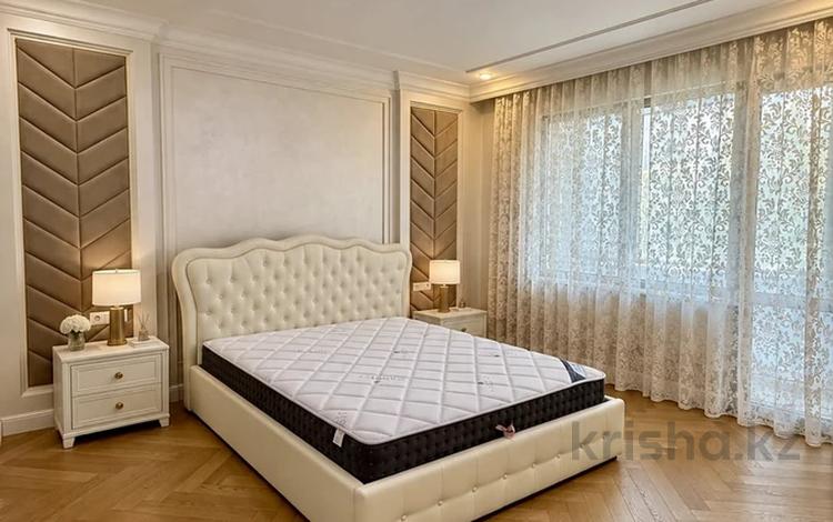 4-комнатная квартира · 205 м² · 4/5 этаж, мкр Самал-2, Фурманова 67 — Назарбаева Альфараби за 1.5 млн ₸ в Алматы, Медеуский р-н — фото 35