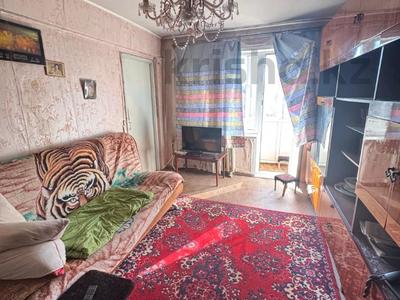 4-бөлмелі пәтер · 60 м² · 5/5 қабат, Михаэлиса 14/1, бағасы: 17 млн ₸ в Усть-Каменогорске