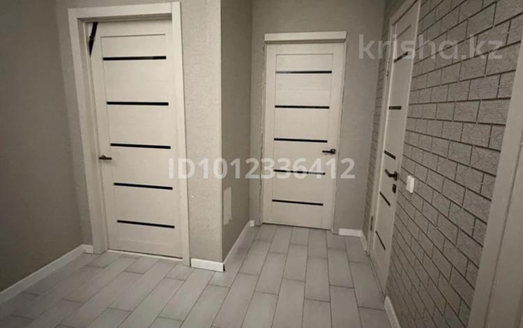 2-бөлмелі пәтер · 65.5 м² · 2/18 қабат, Просп. Шахтёров, бағасы: 230 000 ₸ в Караганде — фото 2