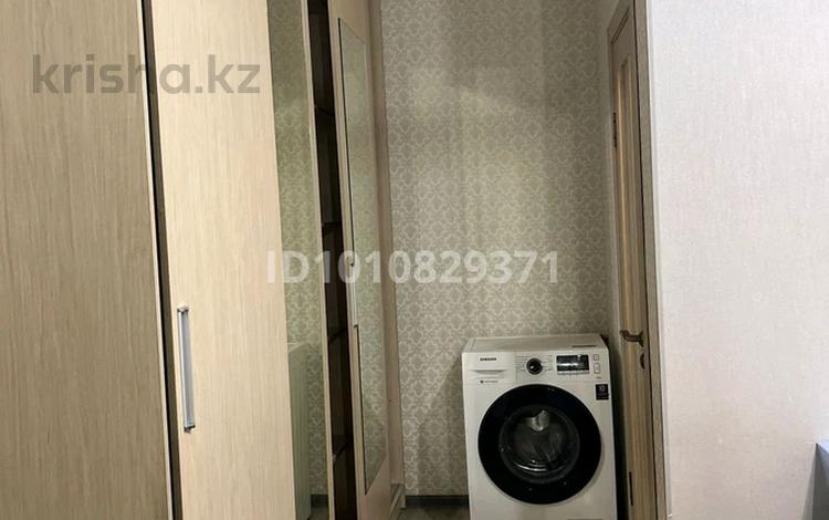 1-бөлмелі пәтер · 36.6 м² · 2/3 қабат, Алтын Арка 21, бағасы: 18 млн ₸ в Караганде — фото 2