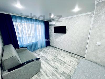 1-комнатная квартира · 40 м² · 2/5 этаж, Маншук Маметовой 105 за 12 000 ₸ в Уральске