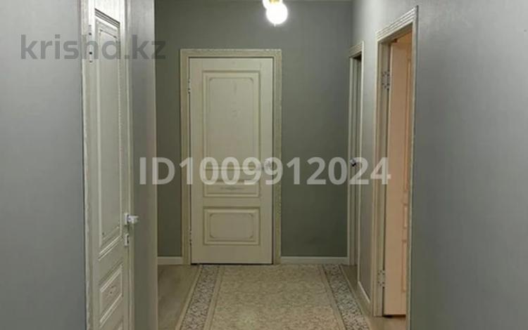 3-комнатная квартира · 103 м² · 5/6 этаж, 16-й мкр 73 за 27.5 млн ₸ в Актау — фото 2