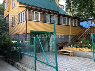 Отдельный дом · 5 комнат · 160 м² · 3.4 сот., Лесная — База отдыха Лесная за 45 млн 〒 в Новой бухтарме