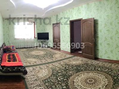 Отдельный дом · 5 комнат · 170 м² · 10 сот., мкр Самал-1 — Мади Остановкасынан жоғары за 80 млн ₸ в Шымкенте, Абайский р-н