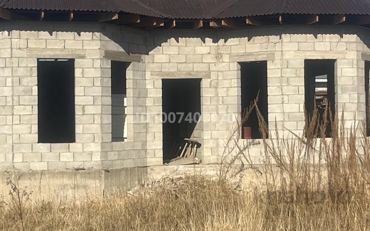 Отдельный дом · 6 комнат · 130 м² · 10 сот., Улгілі 13 — Қошмаибет МТФ за 14 млн 〒 в  — фото 2
