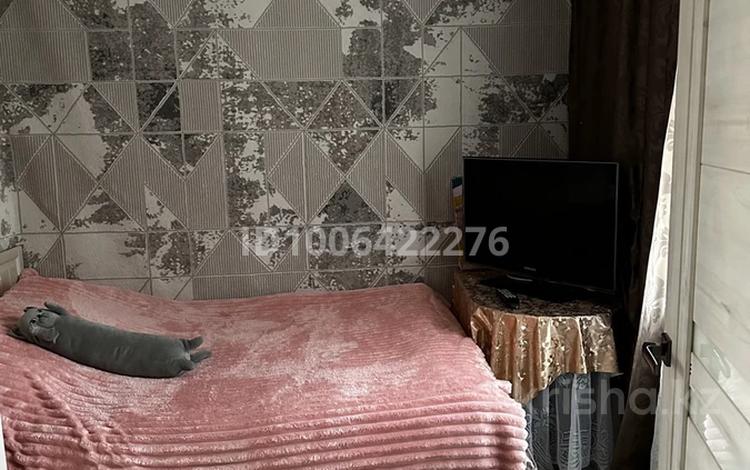 4-комнатная квартира · 61.5 м² · 2/5 этаж, Маншук Маметовой 12 за 15 млн 〒 в Аксу — фото 2