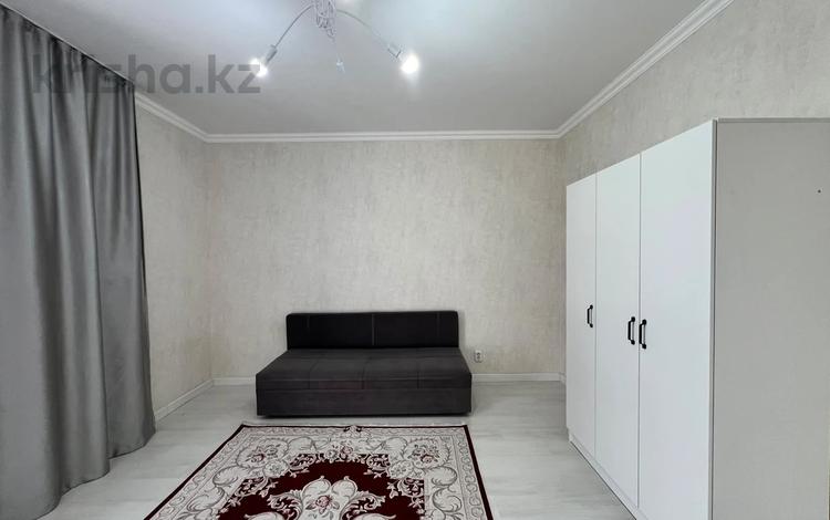 1-комнатная квартира · 35 м² · 4/12 этаж, Рыскулбекова за 200 000 ₸ в Астане, Алматы р-н — фото 2