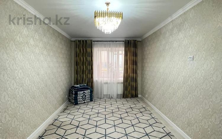 3-комнатная квартира · 57 м² · 5/9 этаж, мкр. Алтын орда, тауелсиздик за 27 млн ₸ в Актобе — фото 2