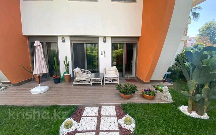 5-бөлмелі пәтер · 250 м² · 2/4 қабат, Коньялты/Молла Юсуф — Molla Yusuf, бағасы: 280.5 млн 〒 в Анталье — фото 8