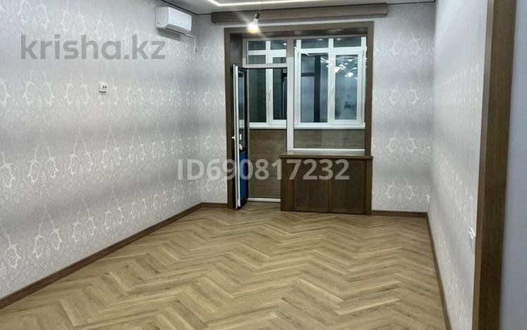 3-комнатная квартира, 83 м², 1/9 этаж, назарбаева 1/3