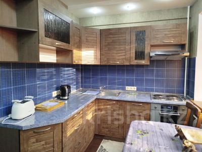 Аренда квартир в Алматы: 3-комнатная квартира · 70 м² · 4/5 этаж, мкр Орбита-3 — Саина за 350 000 〒 3-комнатная квартира · 70 м² · 4/5 этаж, мкр Орбита-3 — Саина за 350 000 〒 в Алматы, Бостандыкский р-н