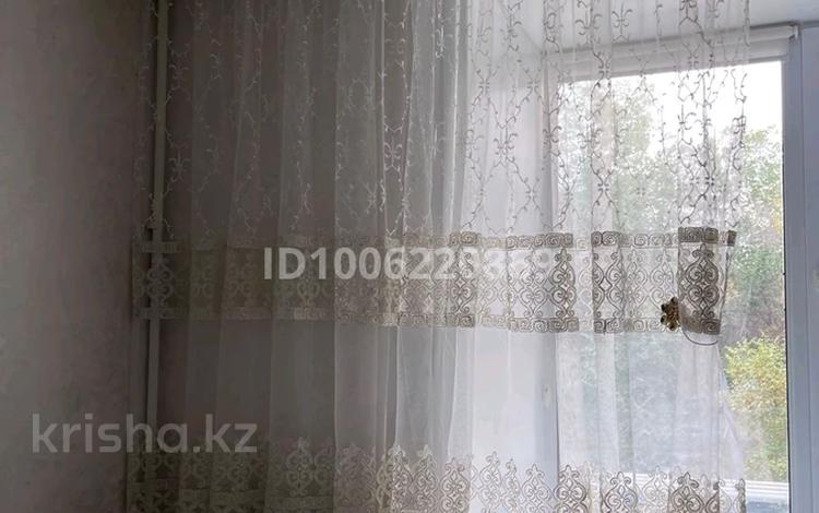 3-комнатная квартира · 60.3 м² · 3/6 этаж, 15 микрорайон 15 — Площадь Мухтар Ауэзова за 32 млн ₸ в Семее — фото 2